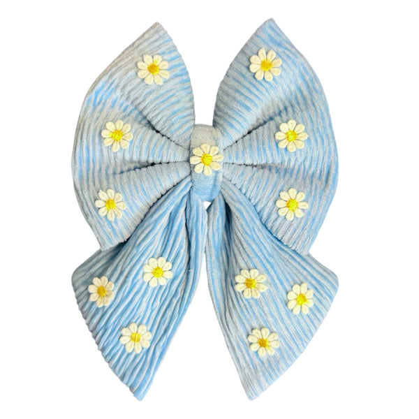 daisy daydream in blue ☁️