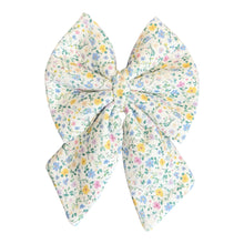 Load image into Gallery viewer, cottage garden bow 🎀
